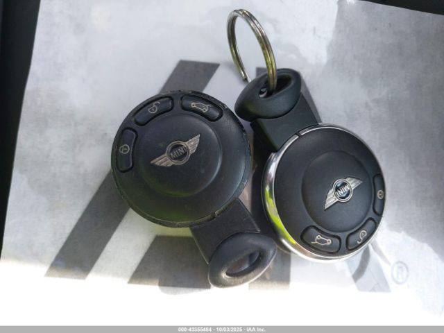 2011 MINI COOPER S CLUBMAN WMWZG3C50BTY36174 Photo 10