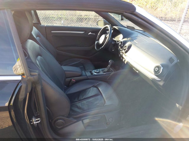 2015 AUDI A3 WAU7FLFF0F1076361 Photo 4