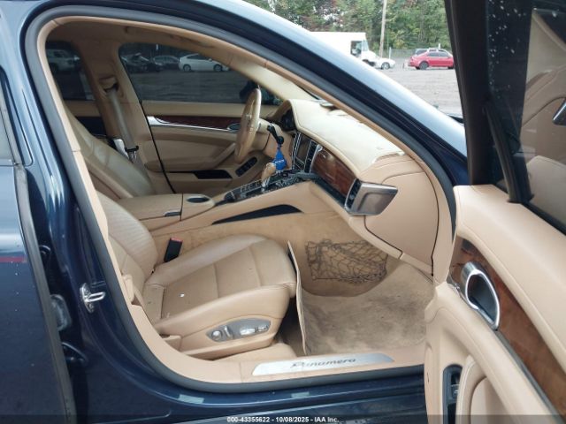 2011 PORSCHE PANAMERA WP0AA2A74BL017247 Photo 4
