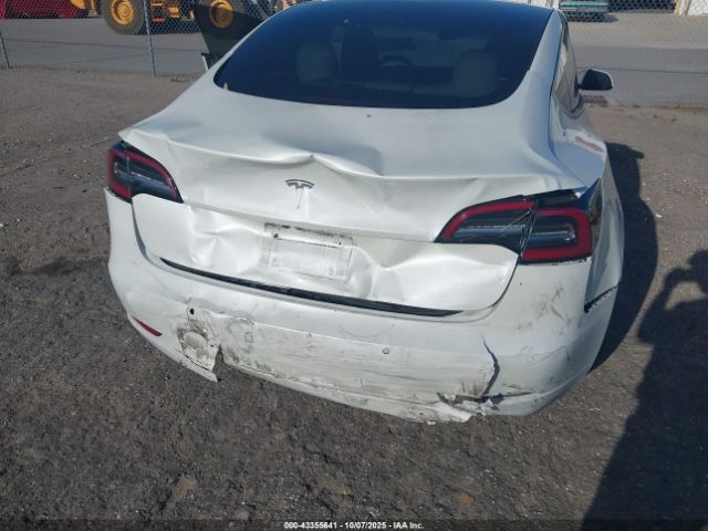 2022 TESLA MODEL 3 5YJ3E1EA3NF329452 Photo 5