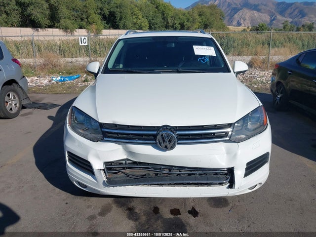 2014 Volkswagen Touareg Tdi Lux მანქანა იყიდება აუქციონზე, vin: WVGEP9BPXED012958, აუქციონის ნომერი: 43355661