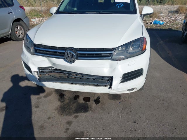 2014 VOLKSWAGEN TOUAREG WVGEP9BPXED012958 Photo 5