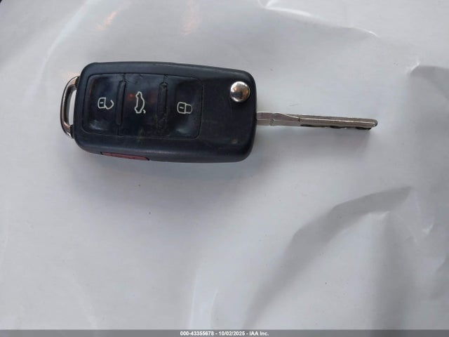 43355678 :رقم المزاد ، WVGBV7AX0HK054599 vin ، 2017 Volkswagen Tiguan S/limited مزاد بيع