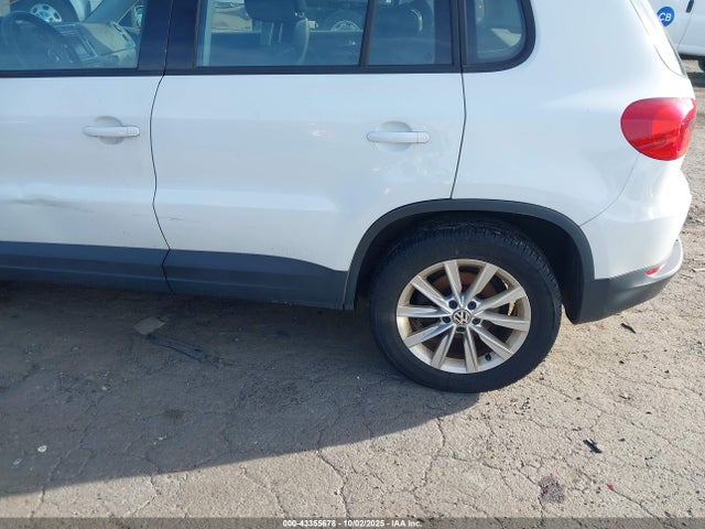 43355678 :رقم المزاد ، WVGBV7AX0HK054599 vin ، 2017 Volkswagen Tiguan S/limited مزاد بيع