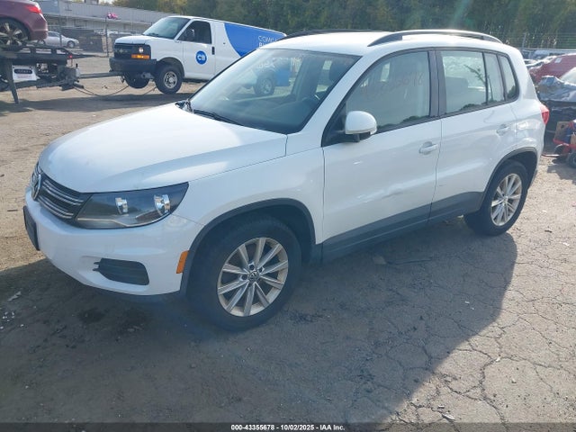 43355678 :رقم المزاد ، WVGBV7AX0HK054599 vin ، 2017 Volkswagen Tiguan S/limited مزاد بيع