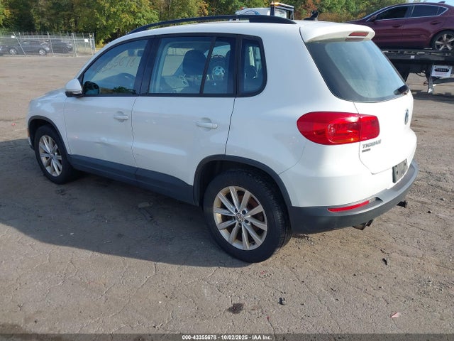 43355678 :رقم المزاد ، WVGBV7AX0HK054599 vin ، 2017 Volkswagen Tiguan S/limited مزاد بيع