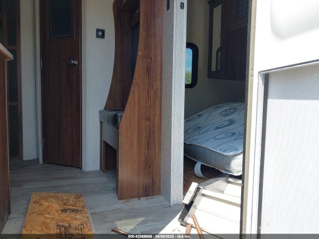 Heartland. Mallard, North Trail, & Wilderness 2019 5SFNB3628KE387247 Image 6