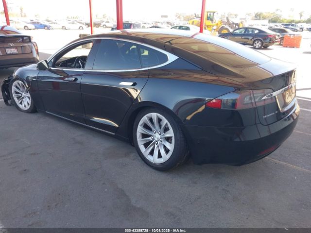 2016 TESLA MODEL S 5YJSA1E17GF148428 Photo 2