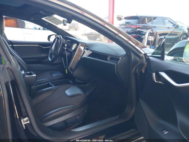 2016 TESLA MODEL S 5YJSA1E17GF148428 Photo 4