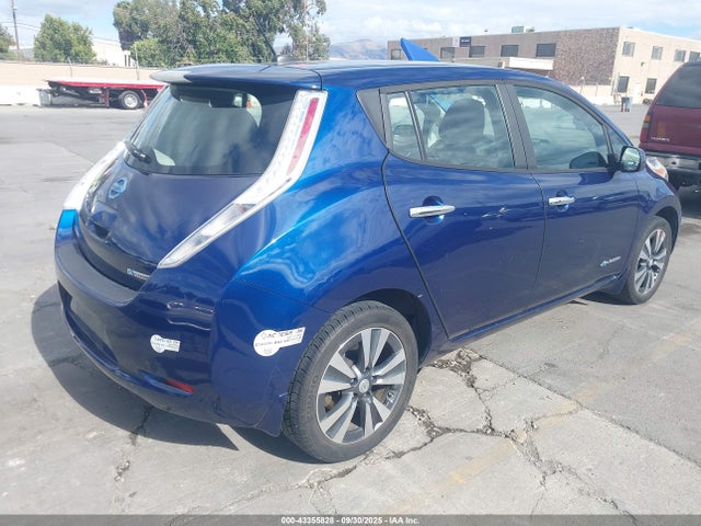 Nissan 2016 2016 1N4BZ0CP1GC302967 Image 4