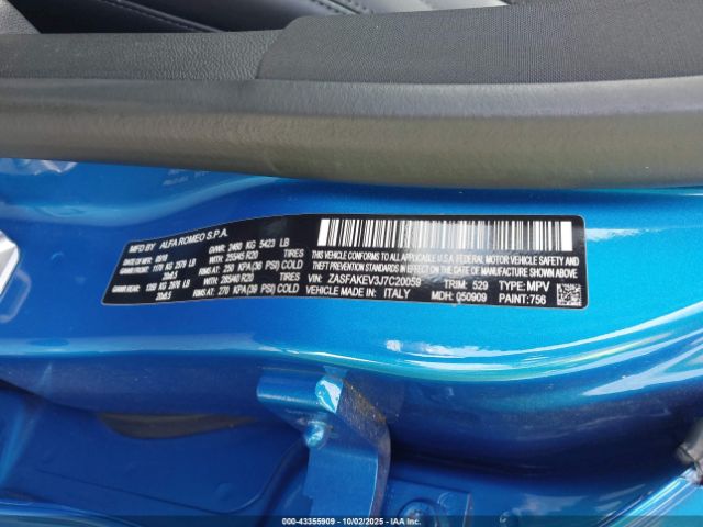 2018 ALFA ROMEO STELVIO ZASFAKEV3J7C20059 Photo 8