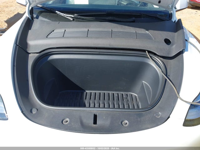 2023 TESLA MODEL Y 7SAYGDEE3PA156622 Photo 9