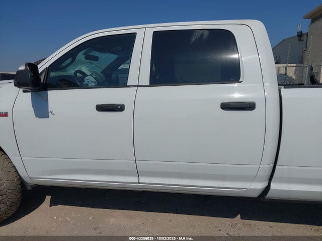 3C63R3GJ9NG288971 RAM 3500