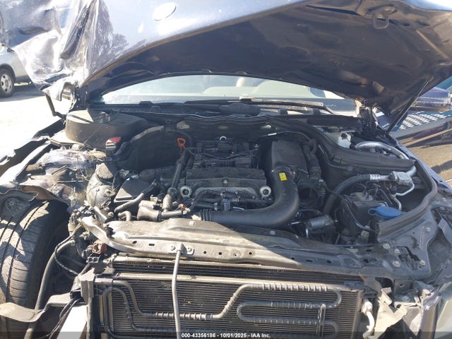 WDDGF4HB0ER306716 Mercedes-Benz C-Class
