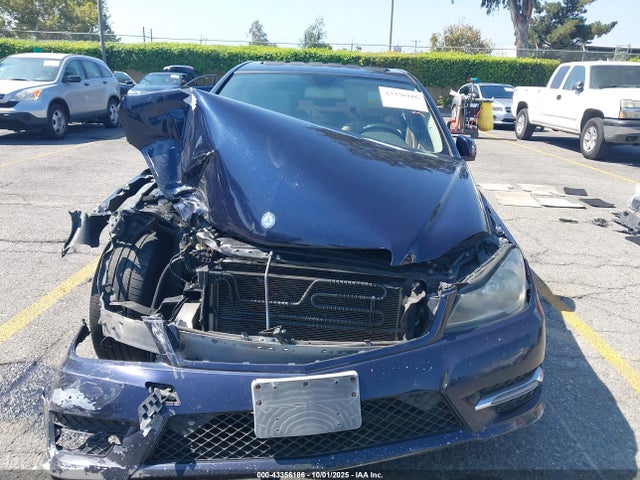 WDDGF4HB0ER306716 Mercedes-Benz C-Class