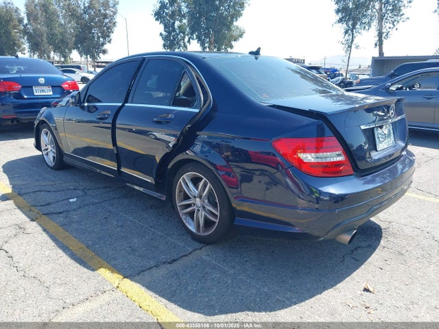 WDDGF4HB0ER306716 Mercedes-Benz C-Class