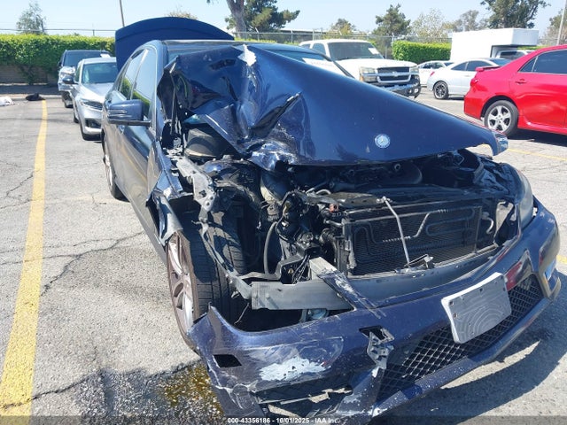 WDDGF4HB0ER306716 Mercedes-Benz C-Class