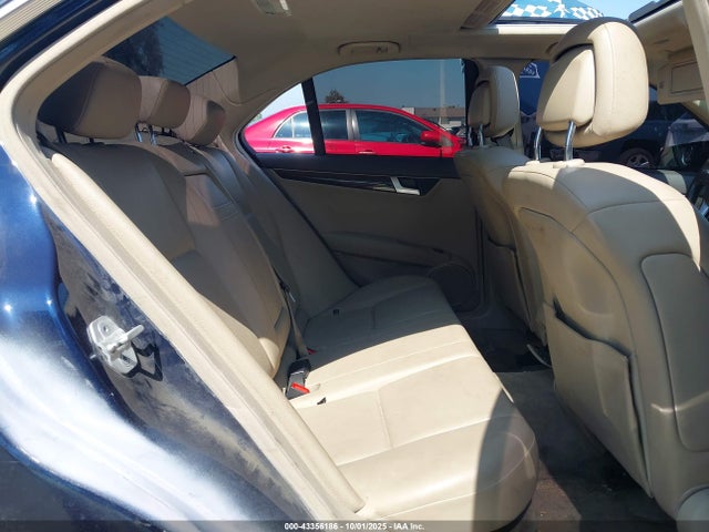 WDDGF4HB0ER306716 Mercedes-Benz C-Class