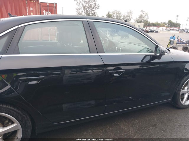 Audi A3 2015 WAUACGFF7F1133998 Image 13