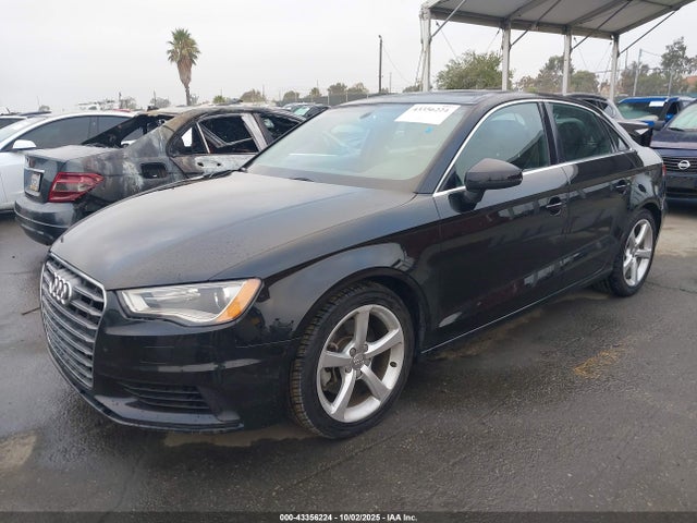 Audi A3 2015 WAUACGFF7F1133998 Image 2