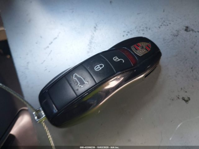 2015 PORSCHE MACAN WP1AB2A58FLB54370 Photo 10