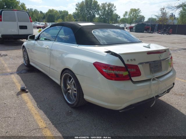 2013 MERCEDES-BENZ E 550 WDDKK7DF8DF194960 Photo 2