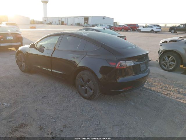 2022 TESLA MODEL 3 5YJ3E1EBXNF152195 Photo 2