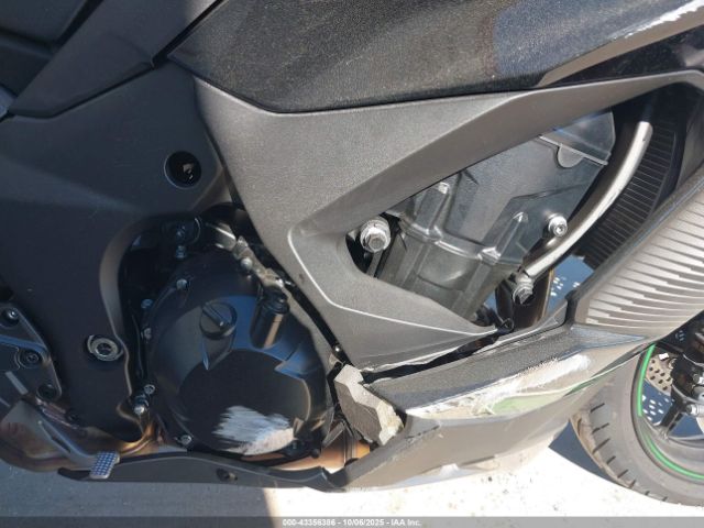2023 KAWASAKI ZX1002 JKBZXVK13PA035115 Photo 7