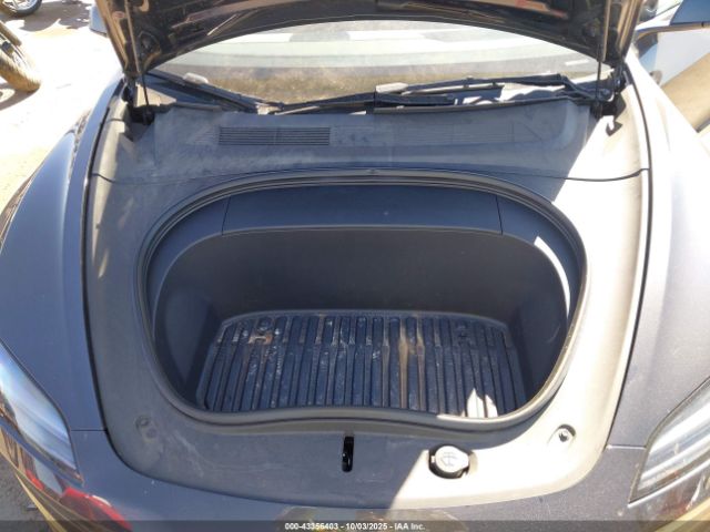 2024 TESLA MODEL 3 5YJ3E1EA4RF743880 Photo 9