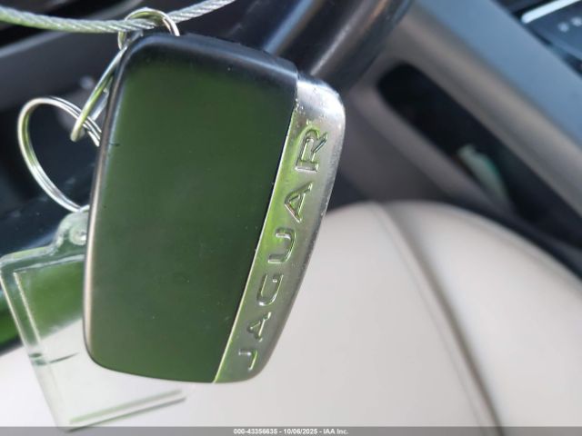 2020 JAGUAR F-PACE SADCJ2FXXLA619623 Photo 10