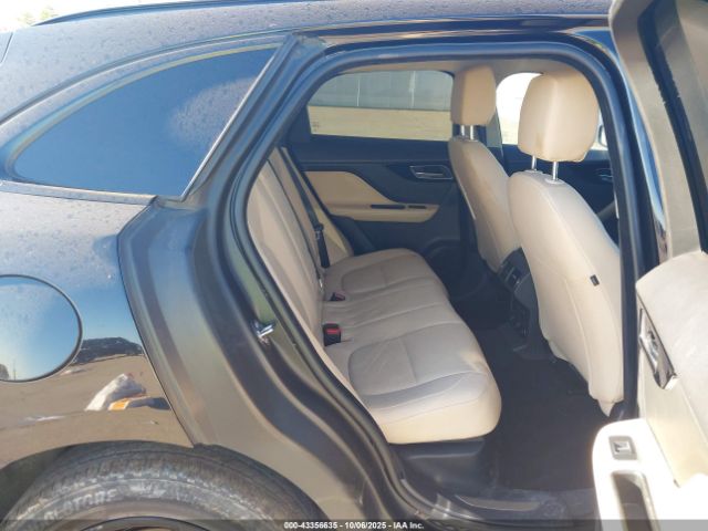 2020 JAGUAR F-PACE SADCJ2FXXLA619623 Photo 7