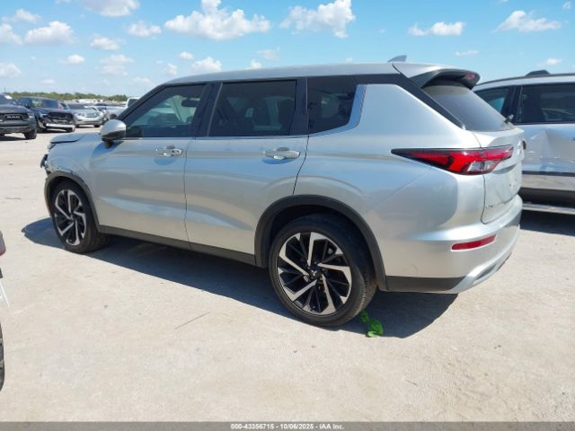 2022 MITSUBISHI OUTLANDER JA4J4UA83NZ090116 Photo 2