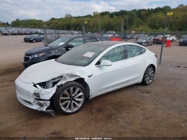 2018 TESLA MODEL 3 5YJ3E1EB7JF098090 Photo 1