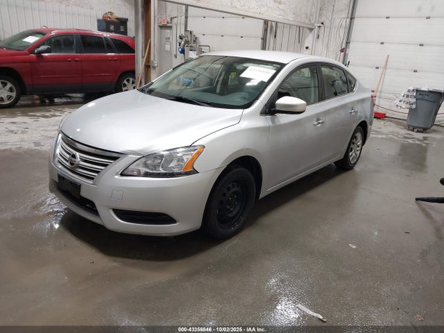 Nissan 2014 2014 3N1AB7AP7EY205026 Image 2