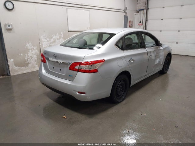 Nissan 2014 2014 3N1AB7AP7EY205026 Image 4