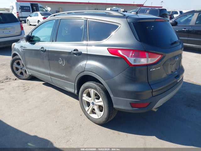 1FMCU0GXXFUB05405 Ford 2015