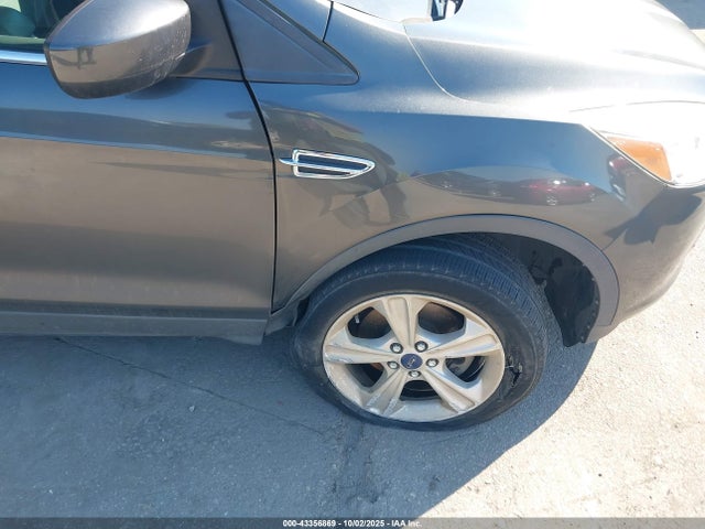 1FMCU0GXXFUB05405 Ford 2015