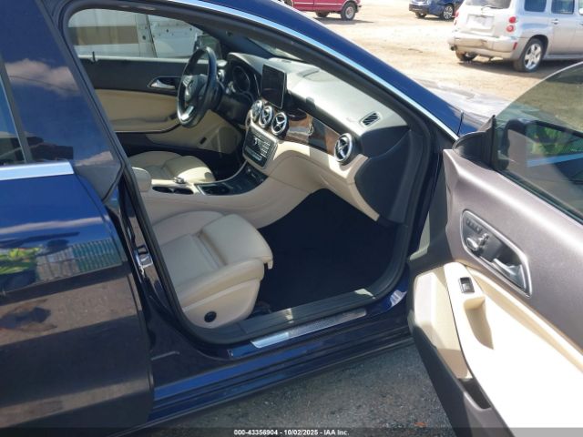 2018 MERCEDES-BENZ CLA 250 WDDSJ4EB6JN555570 Photo 4