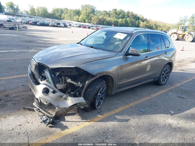 43356929 :رقم المزاد ، 5UXKR6C37H0U12949 vin ، 2017 Bmw X5 Xdrive50i مزاد بيع