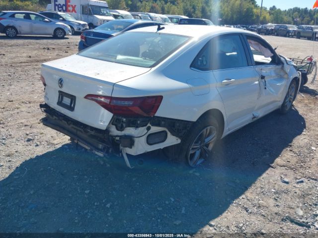 2022 VOLKSWAGEN JETTA 3VWEM7BU0NM013917 Photo 3