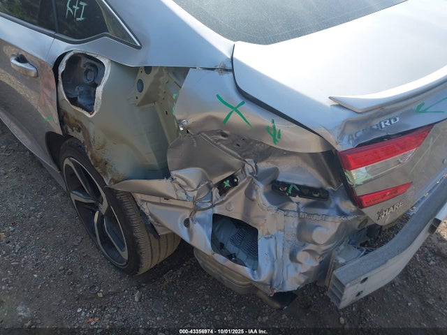 2019 Honda Accord Sport მანქანა იყიდება აუქციონზე, vin: 1HGCV1F33KA092824, აუქციონის ნომერი: 43356974