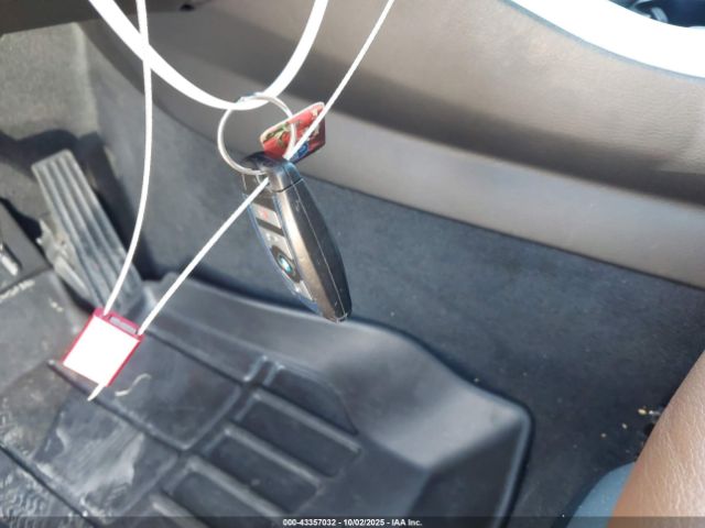 2017 BMW X3 5UXWX9C32H0W67145 Photo 10