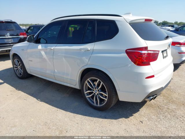 2017 BMW X3 5UXWX9C32H0W67145 Photo 2