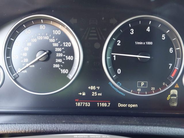 2017 BMW X3 5UXWX9C32H0W67145 Photo 6