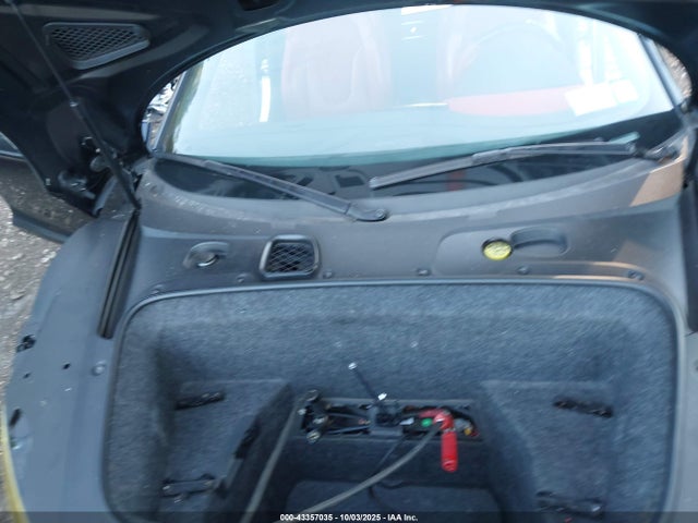 Продаж на аукціоні авто 2011 Audi R8 5.2, vin: WUAVNAFG0BN001966, номер лоту: 43357035