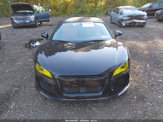 Продаж на аукціоні авто 2011 Audi R8 5.2, vin: WUAVNAFG0BN001966, номер лоту: 43357035