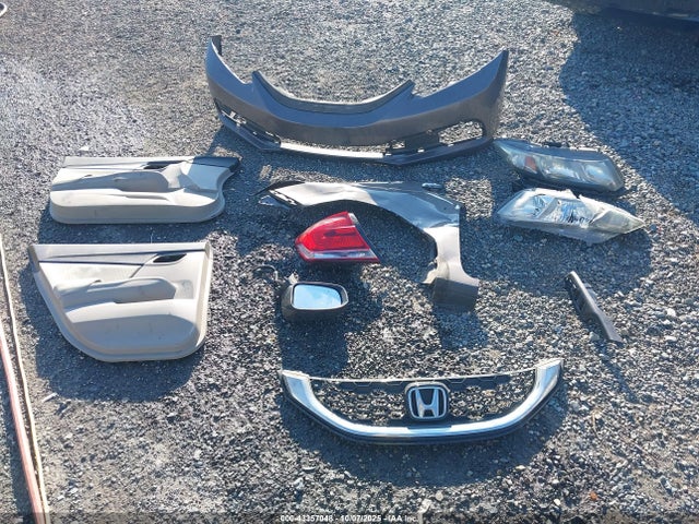 Honda r18z1 2015 2HGFB2F80FH533503 Image 12