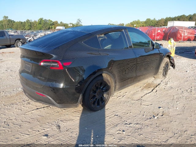 2021 TESLA MODEL Y 5YJYGDEE6MF204643 Photo 3