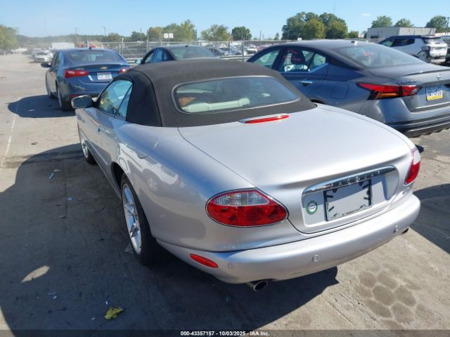 2001 JAGUAR XK8 SAJDA42C91NA18938 Photo 2