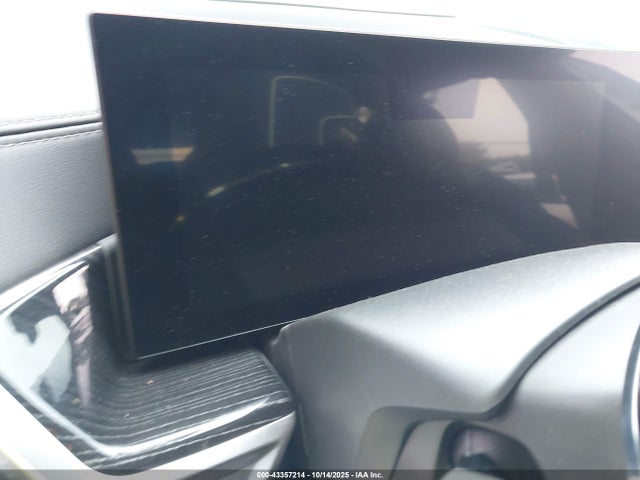 2025 BMW X5 5UX23EU09S9W23783 Photo 6